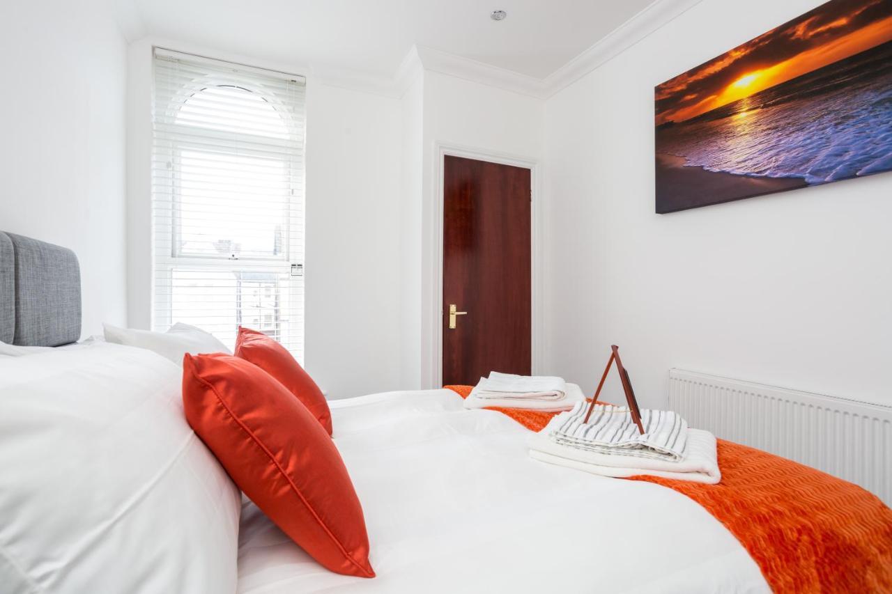 Luxury Granada Apartments - 1 & 2 Bed Flats W Free Parking Perfect For Contractors, Students Near The Beach بورتسماوث الغرفة الصورة